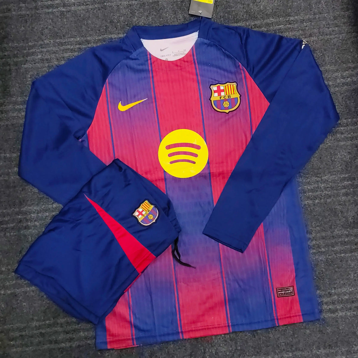 BARCELONA HOME 2025/26 OFFICIAL FULL SLEEVES KIT