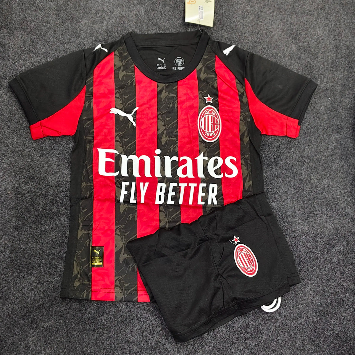 AC MILAN HOME 2025/26 OFFICIAL KIDS PREMIUM KIT